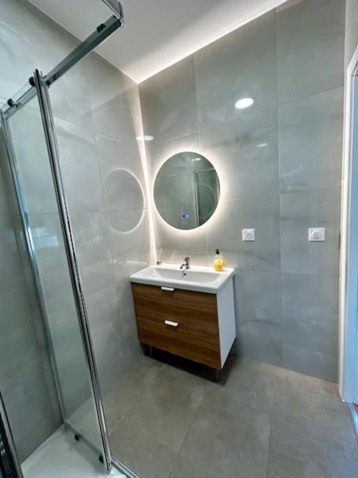 Maison Cosy, Grand Paris, A 3 Minutes Du Metro Villejuif Eksteriør bilde